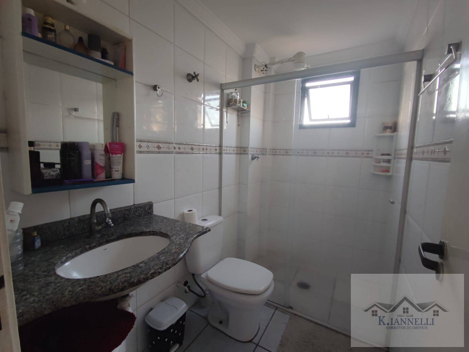 Apartamento à venda com 1 quarto, 45m² - Foto 11