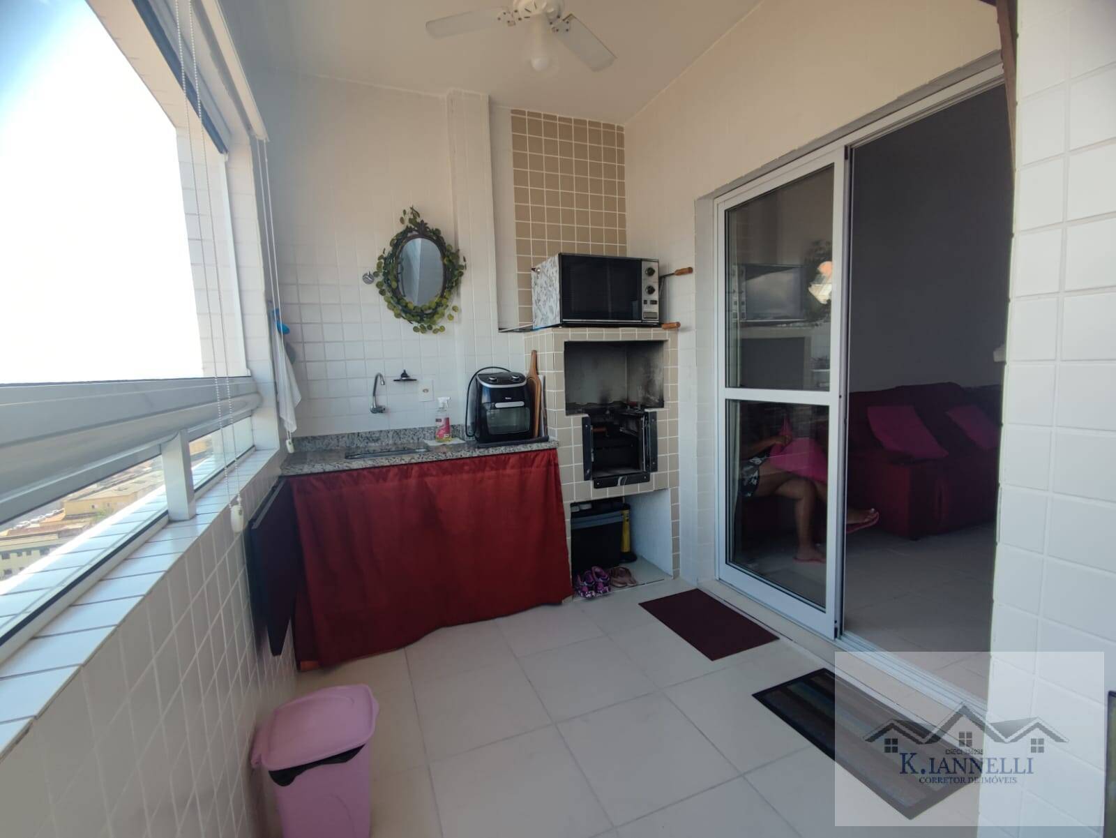 Apartamento à venda com 2 quartos, 75m² - Foto 4