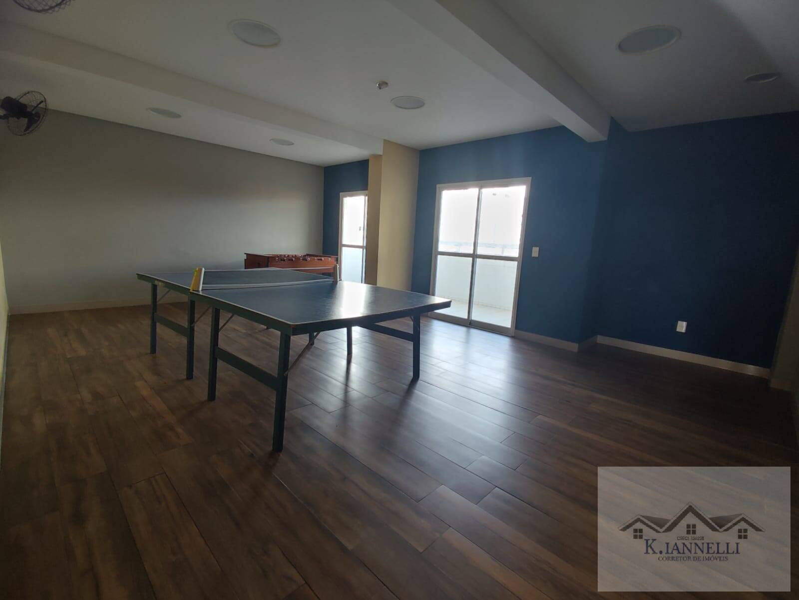 Apartamento à venda com 2 quartos, 75m² - Foto 19