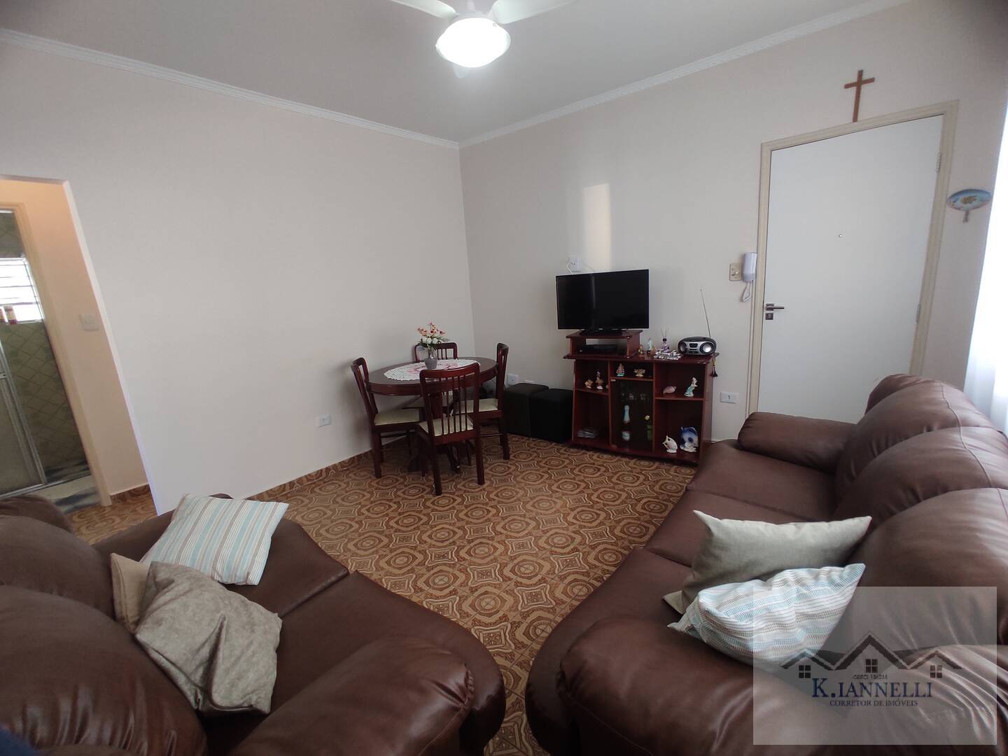 Apartamento à venda com 2 quartos, 57m² - Foto 1