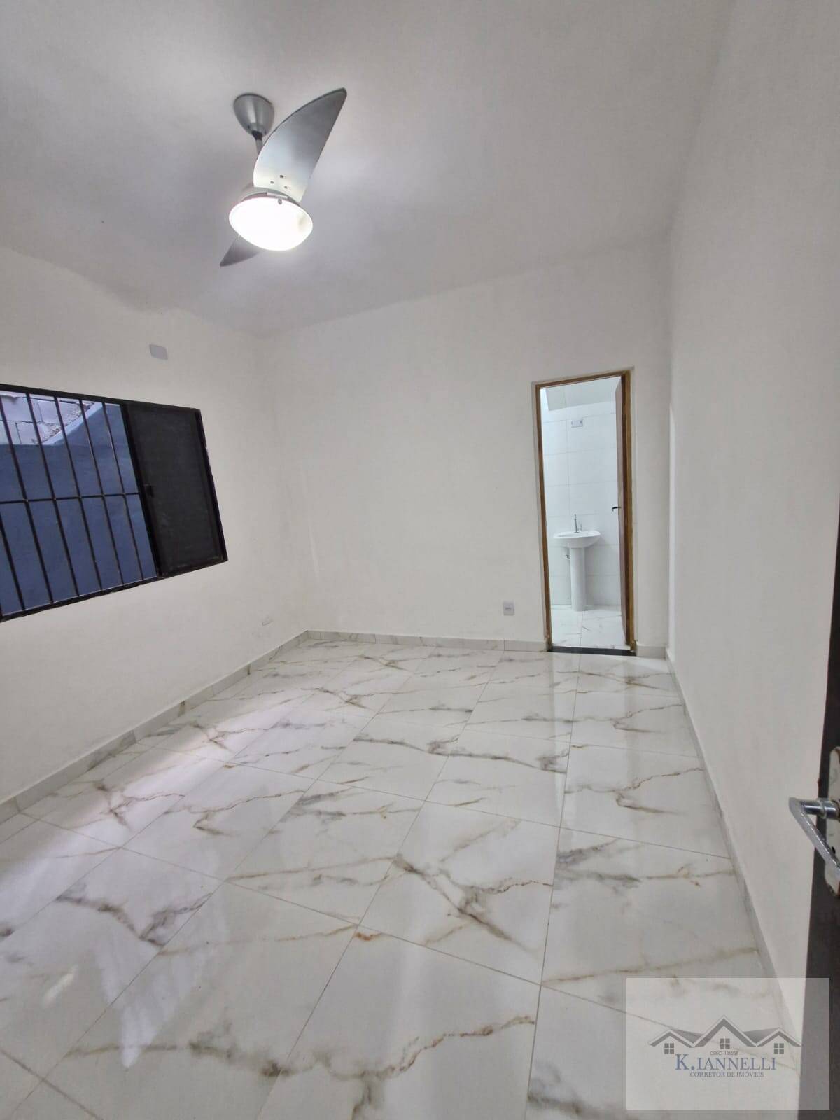 Casa à venda com 3 quartos, 140m² - Foto 9