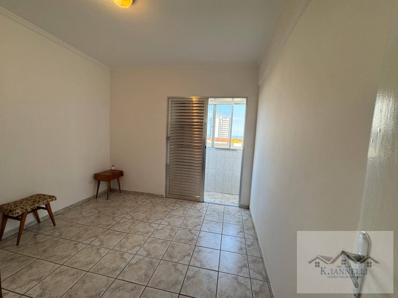 Apartamento à venda com 2 quartos, 70m² - Foto 9