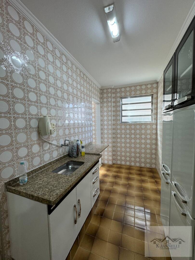 Apartamento à venda com 2 quartos, 70m² - Foto 25