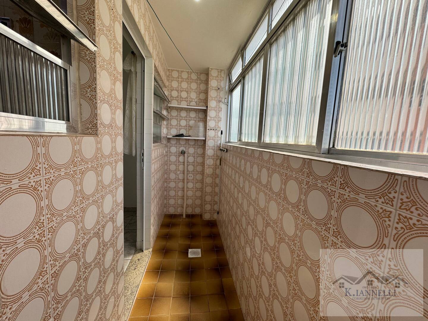 Apartamento à venda com 2 quartos, 70m² - Foto 31