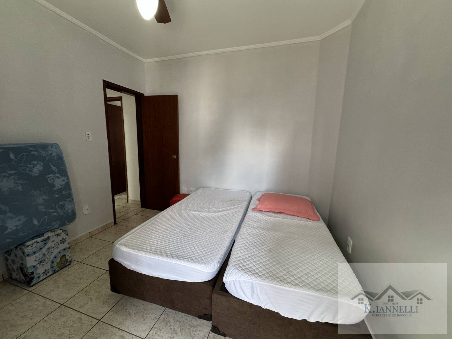 Apartamento à venda com 2 quartos, 72m² - Foto 27