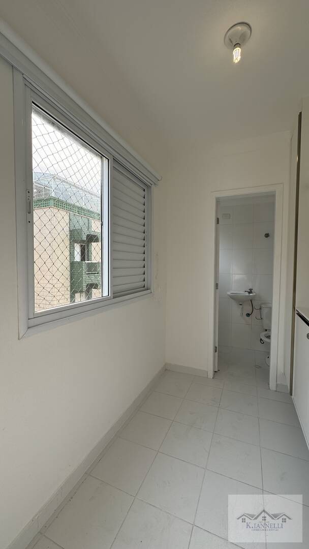 Apartamento à venda com 3 quartos, 166360m² - Foto 17