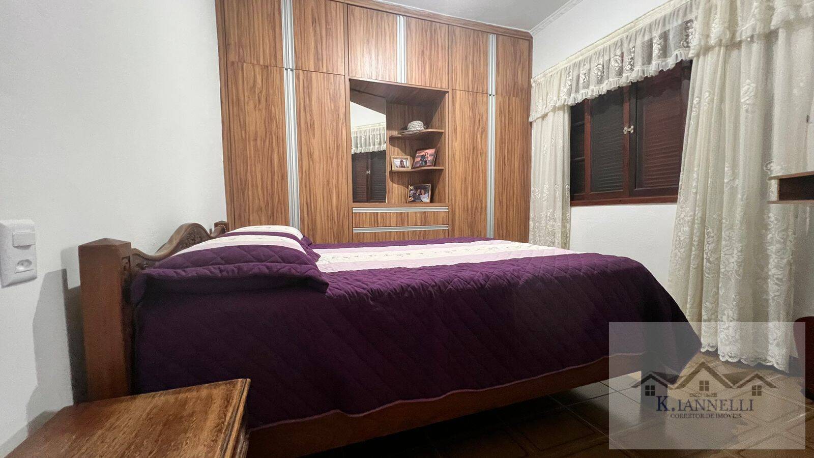 Casa à venda com 2 quartos, 170m² - Foto 7