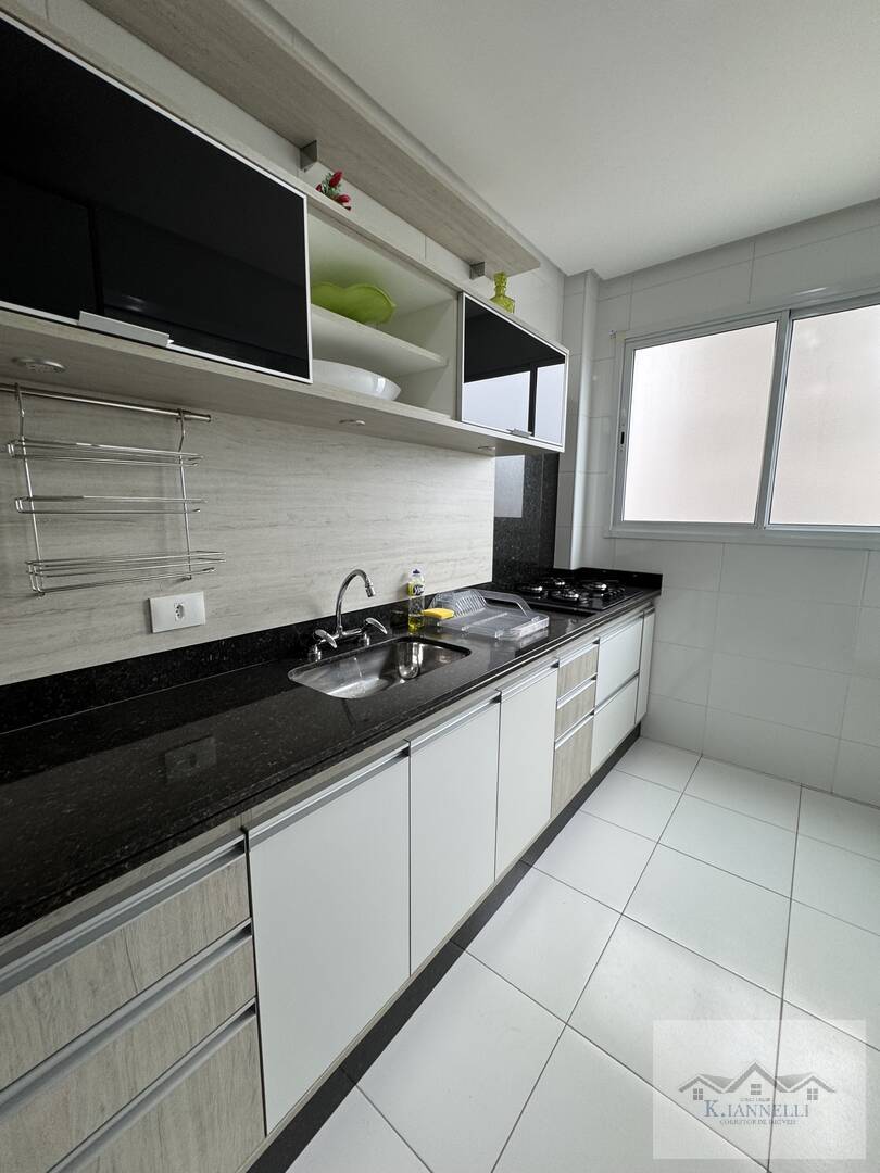 Apartamento à venda com 3 quartos, 135m² - Foto 21