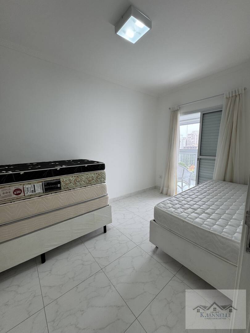 Apartamento à venda com 3 quartos, 135m² - Foto 22