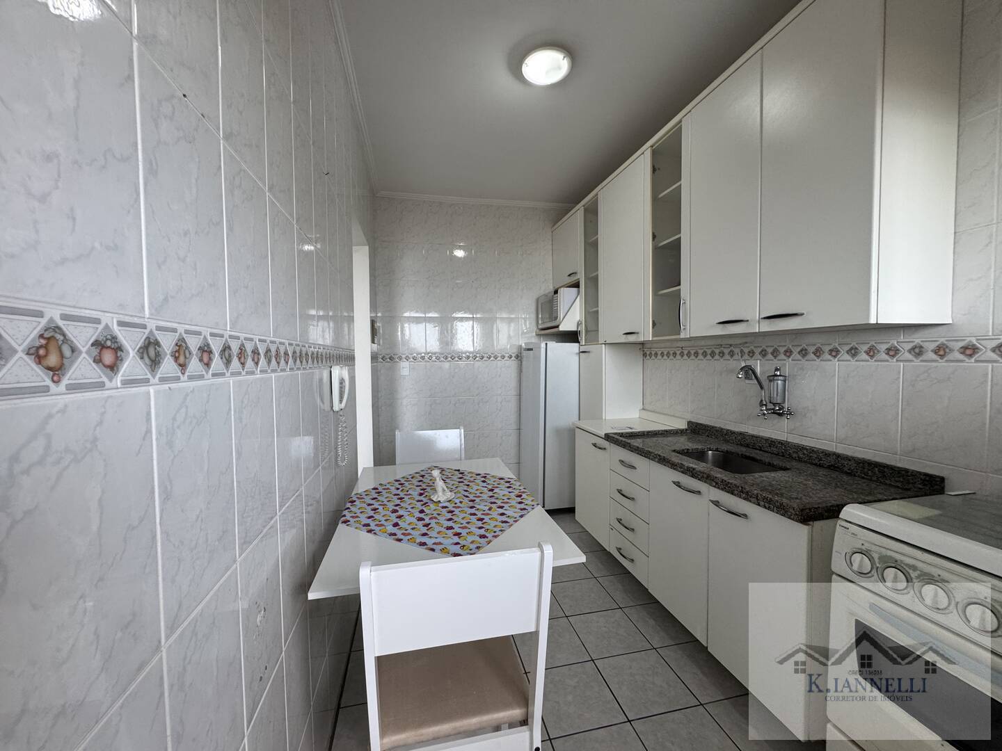 Apartamento à venda com 2 quartos, 70m² - Foto 26