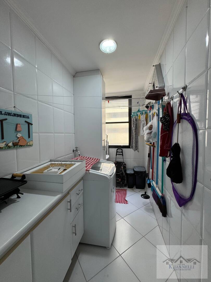 Apartamento à venda com 3 quartos, 160m² - Foto 8