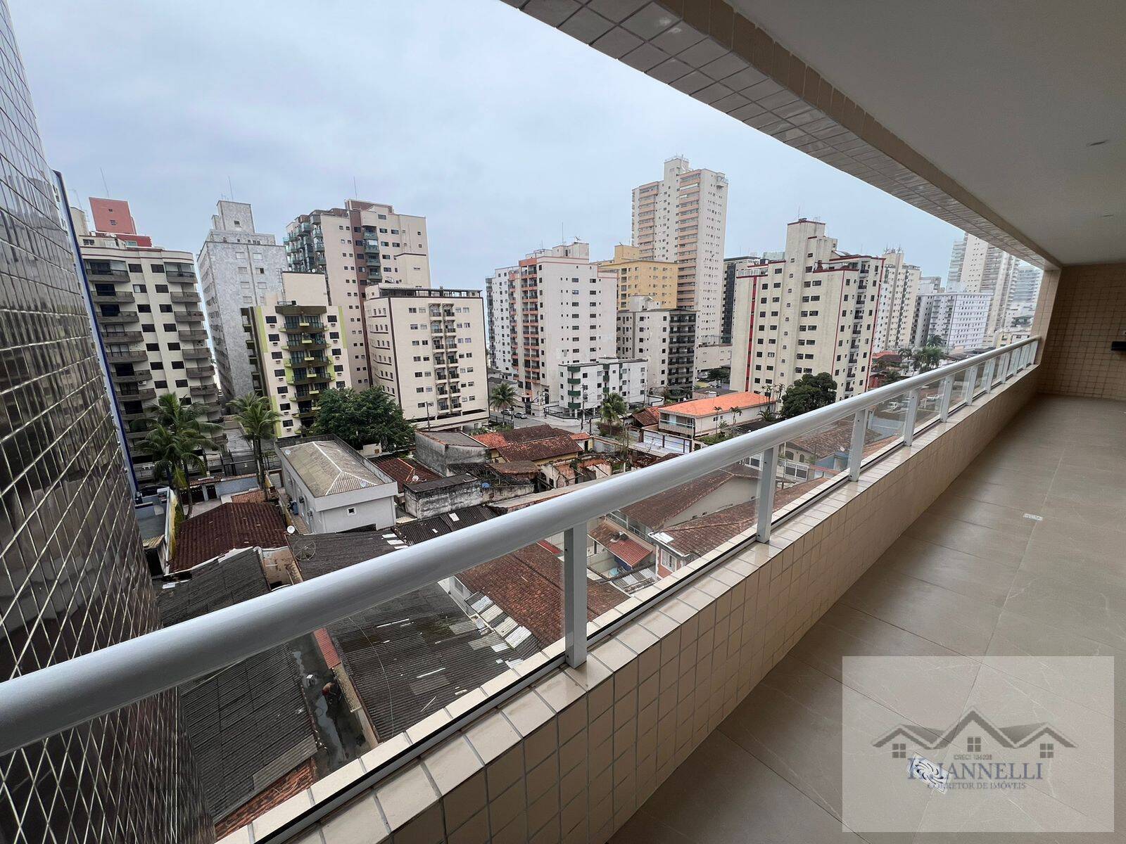 Apartamento à venda com 3 quartos, 118m² - Foto 1