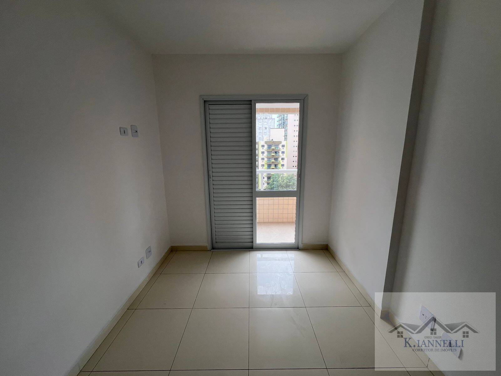 Apartamento à venda com 3 quartos, 118m² - Foto 17