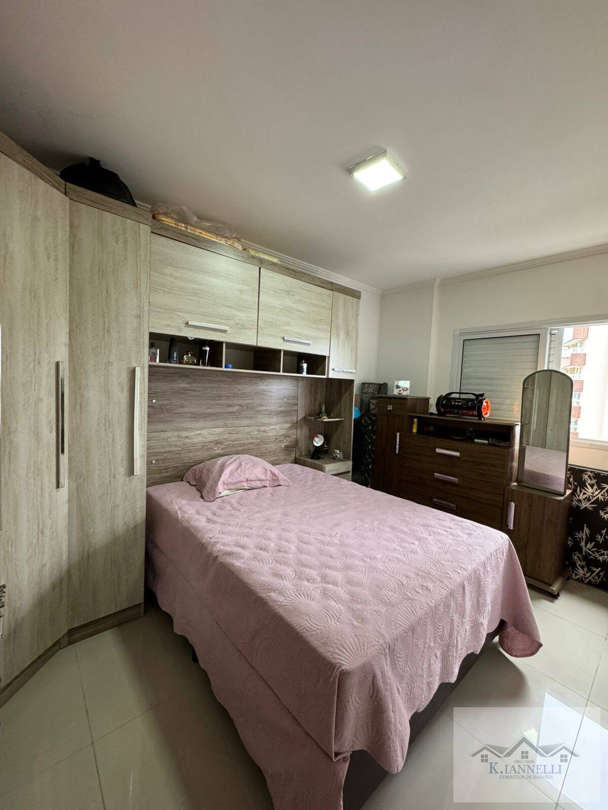 Apartamento à venda com 2 quartos, 82m² - Foto 9