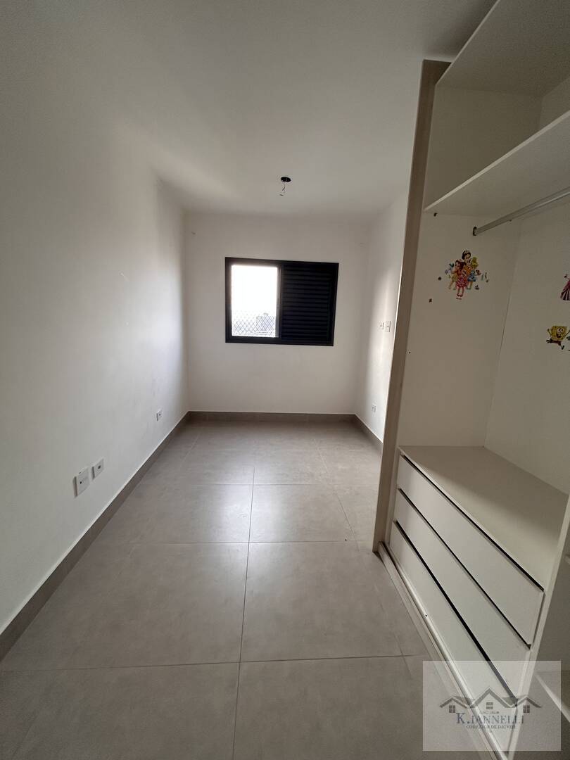 Apartamento à venda com 3 quartos, 145m² - Foto 6