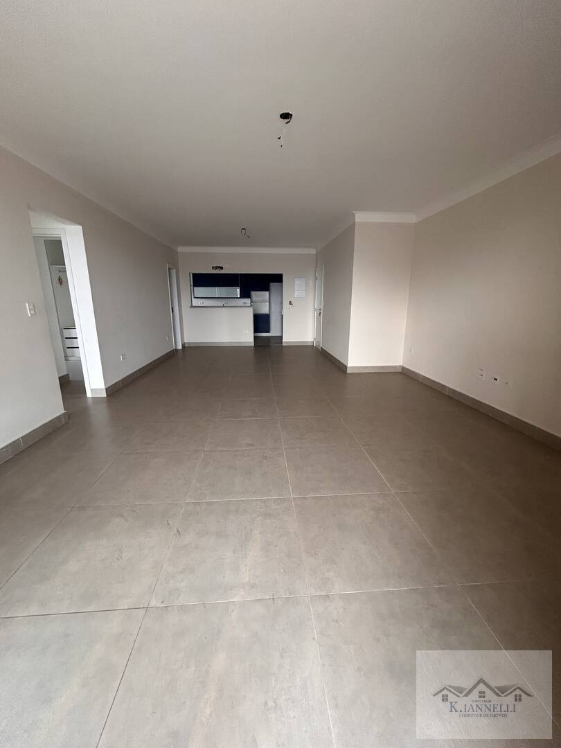 Apartamento à venda com 3 quartos, 145m² - Foto 17