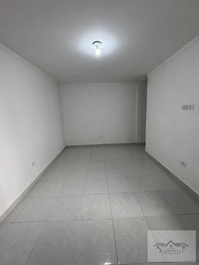 Casa à venda com 2 quartos, 150m² - Foto 11