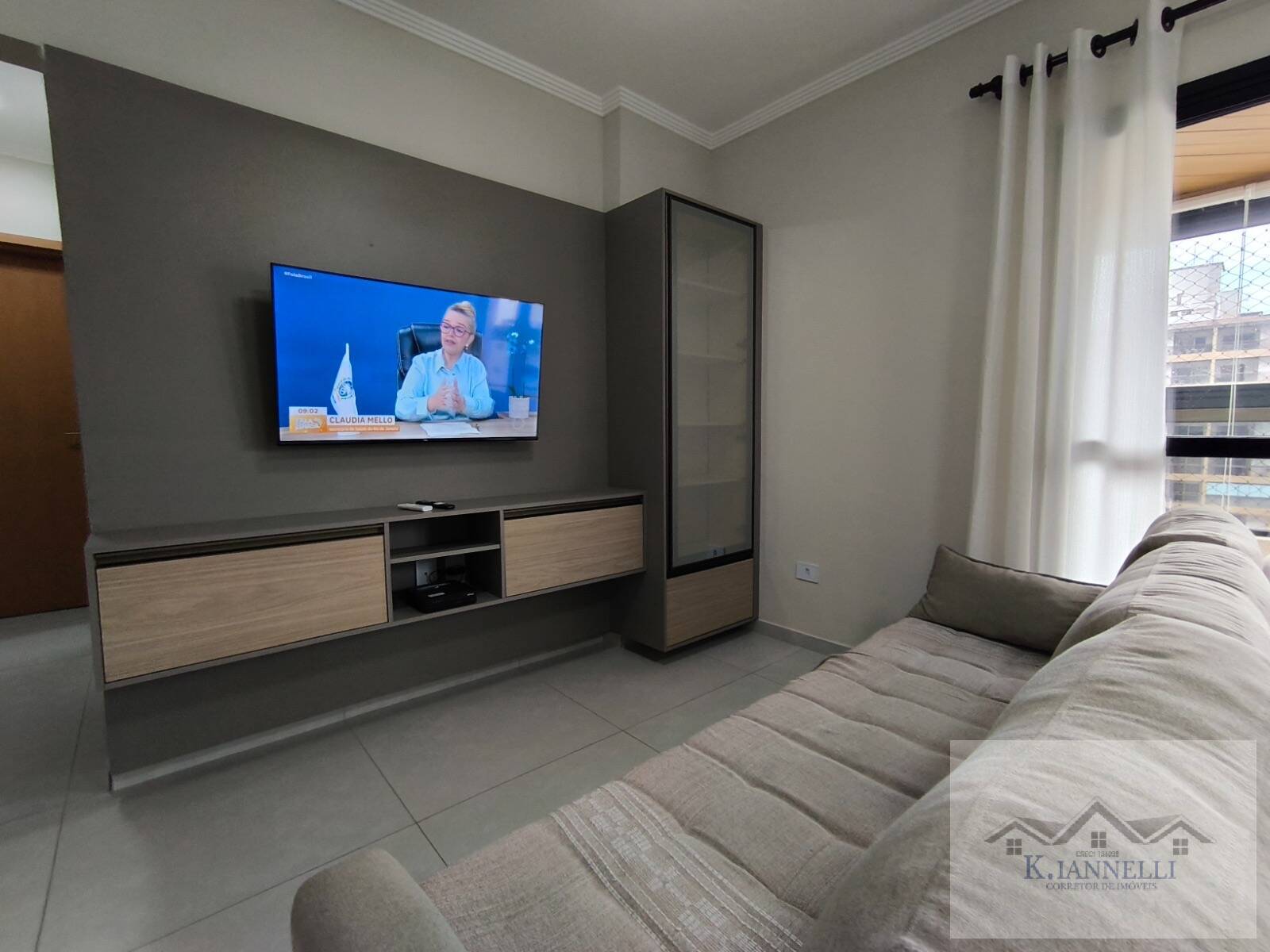 Apartamento à venda com 2 quartos, 75m² - Foto 3