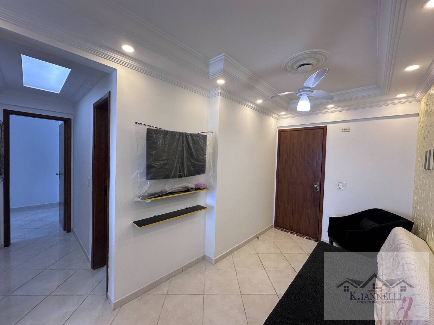 Apartamento à venda com 2 quartos, 75m² - Foto 11