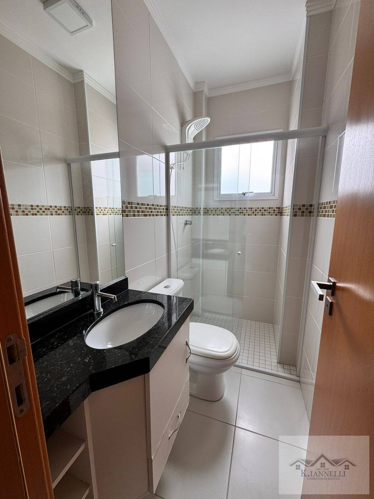 Apartamento à venda com 3 quartos, 114m² - Foto 9