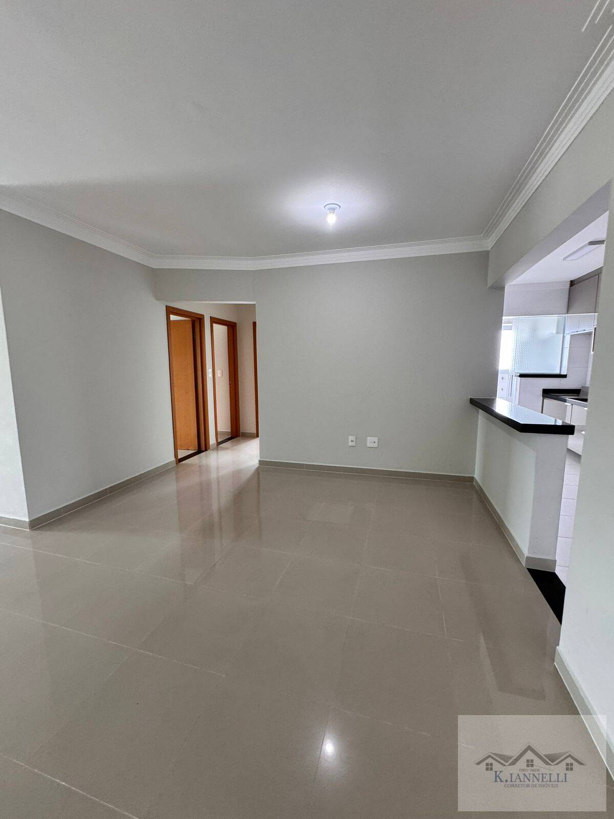 Apartamento à venda com 3 quartos, 114m² - Foto 4