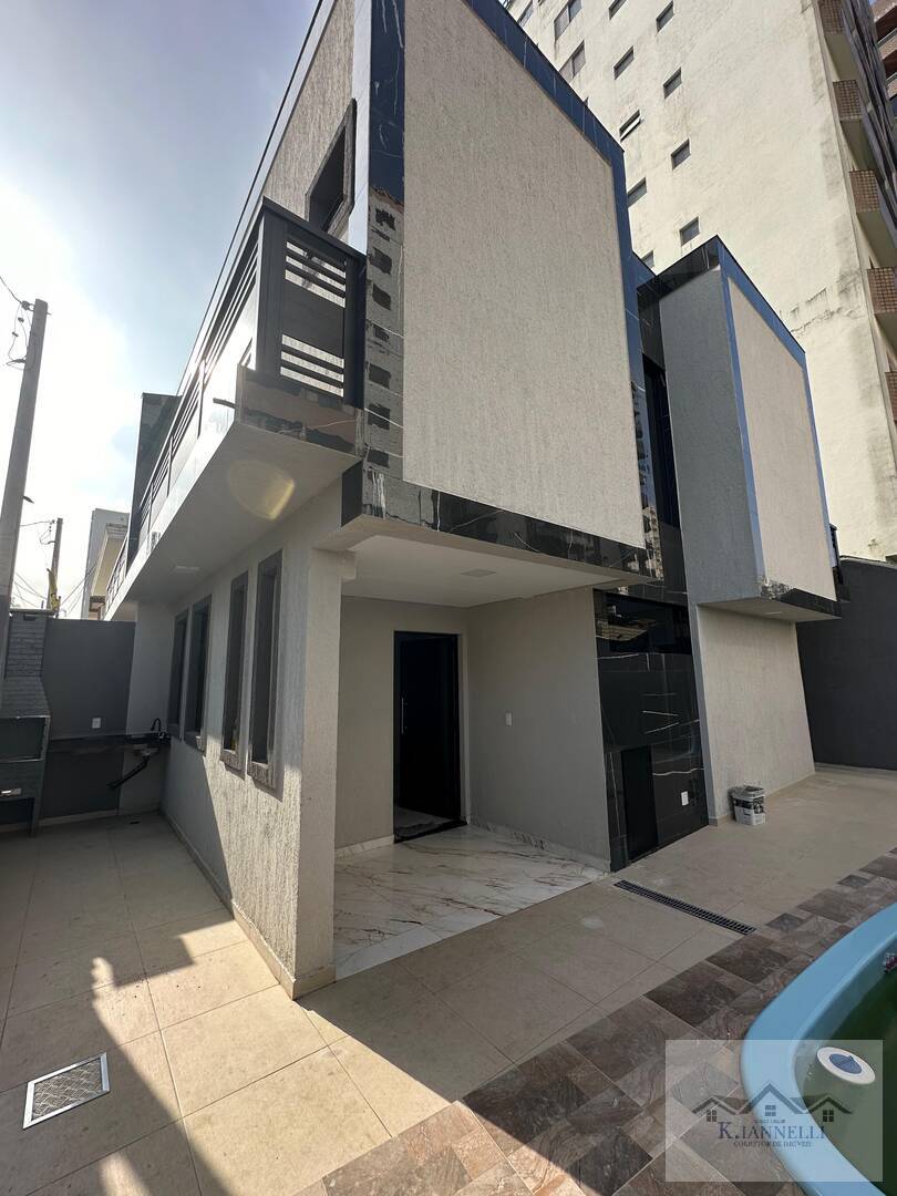 Sobrado à venda com 3 quartos, 123m² - Foto 1