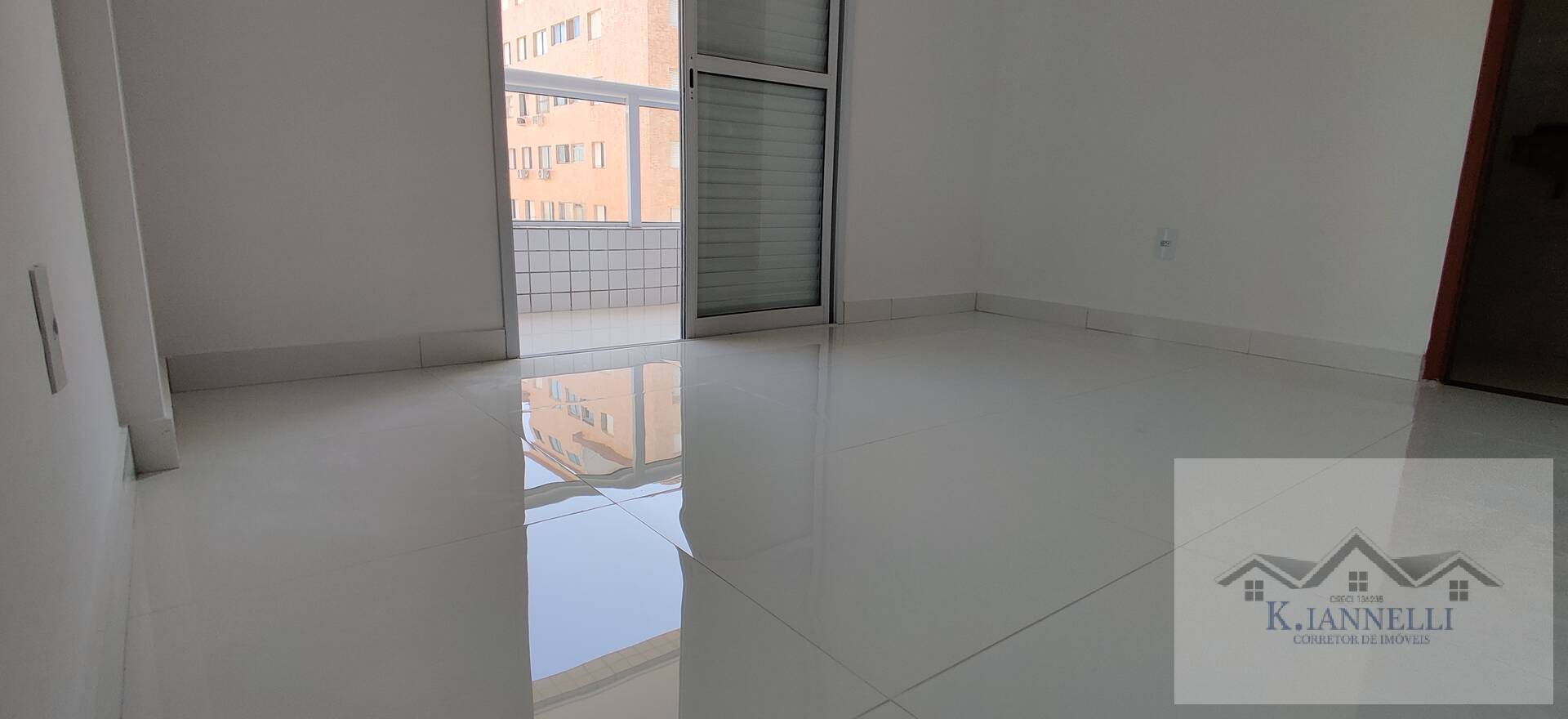 Apartamento à venda com 2 quartos, 73m² - Foto 3