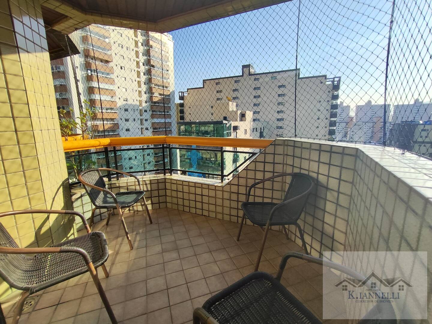 Apartamento à venda com 3 quartos, 211m² - Foto 11