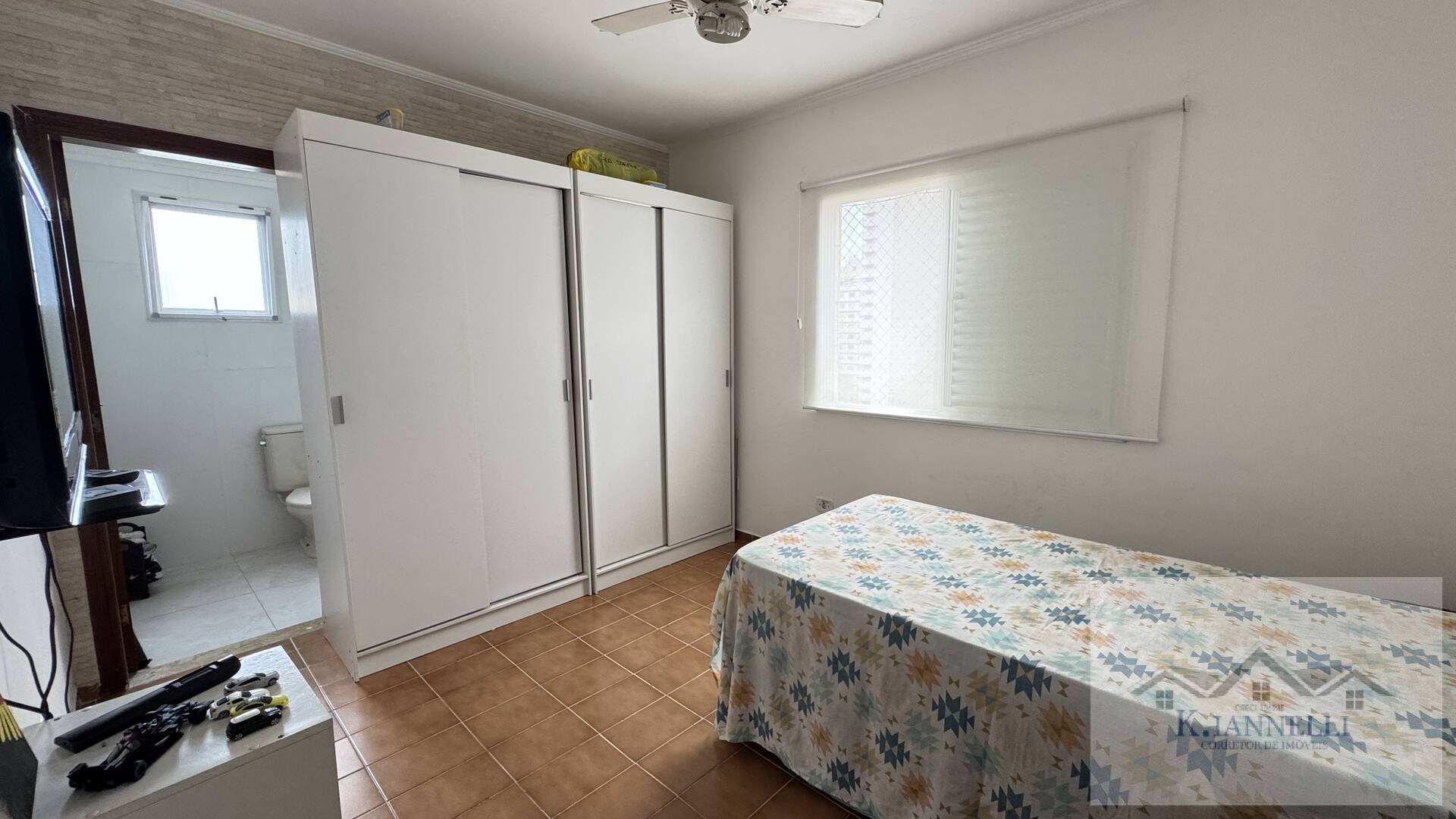 Apartamento à venda com 3 quartos, 111m² - Foto 8