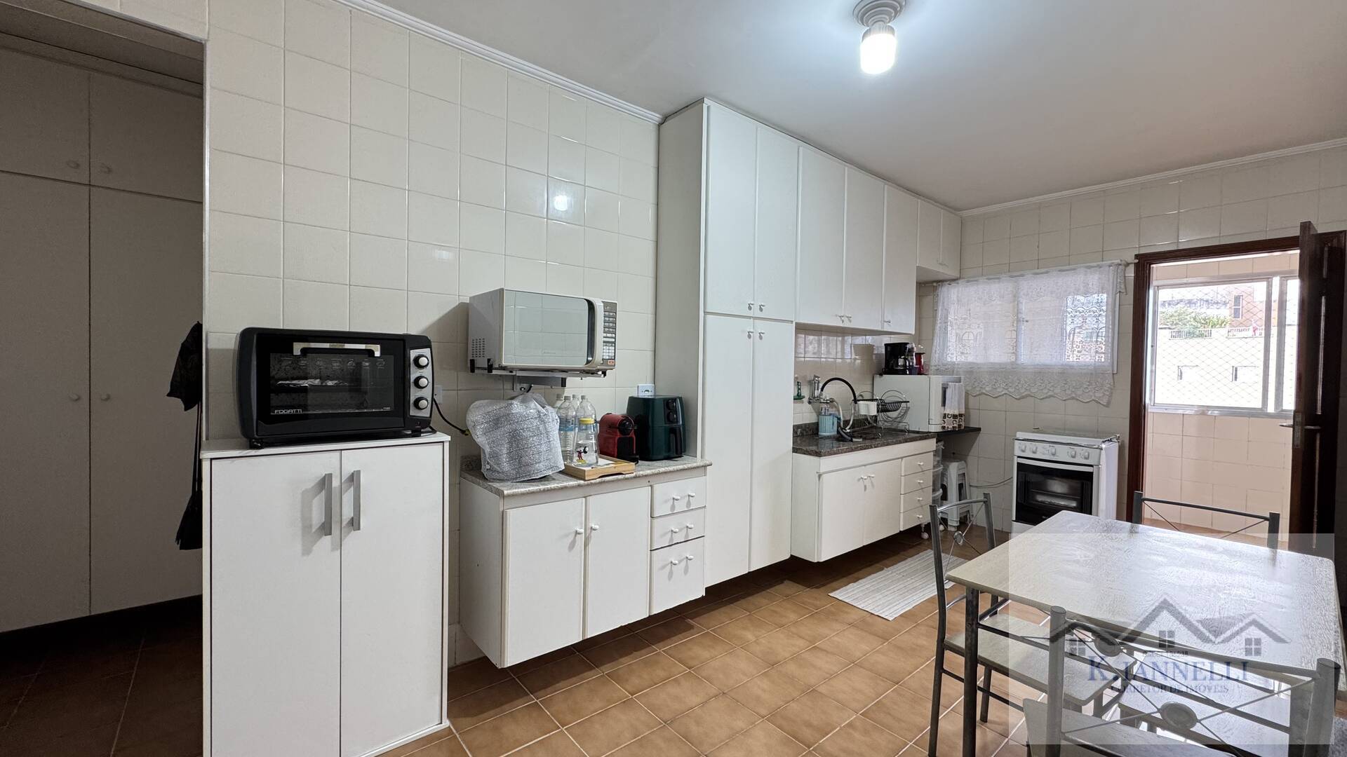 Apartamento à venda com 3 quartos, 111m² - Foto 6