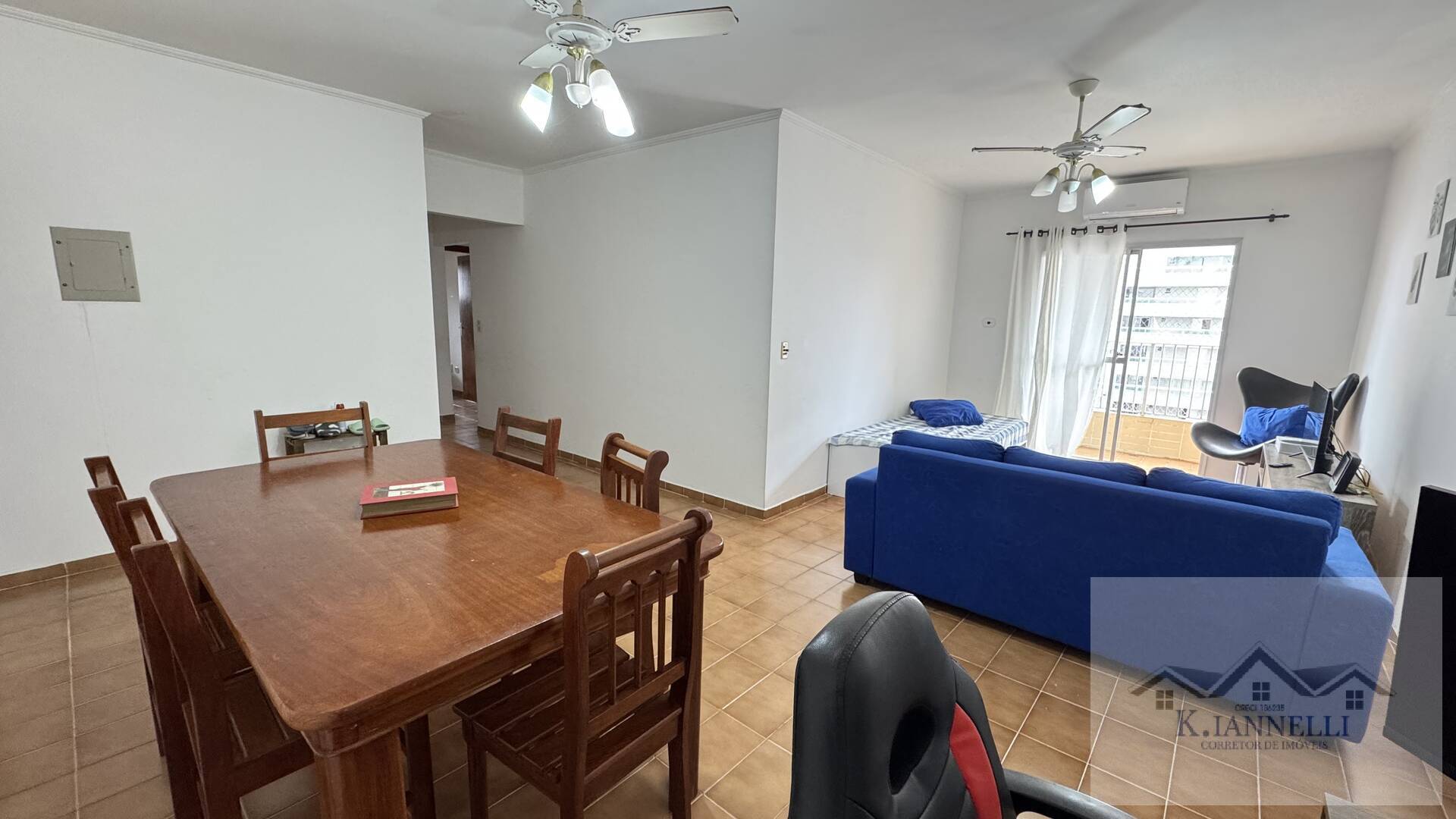 Apartamento à venda com 3 quartos, 111m² - Foto 4