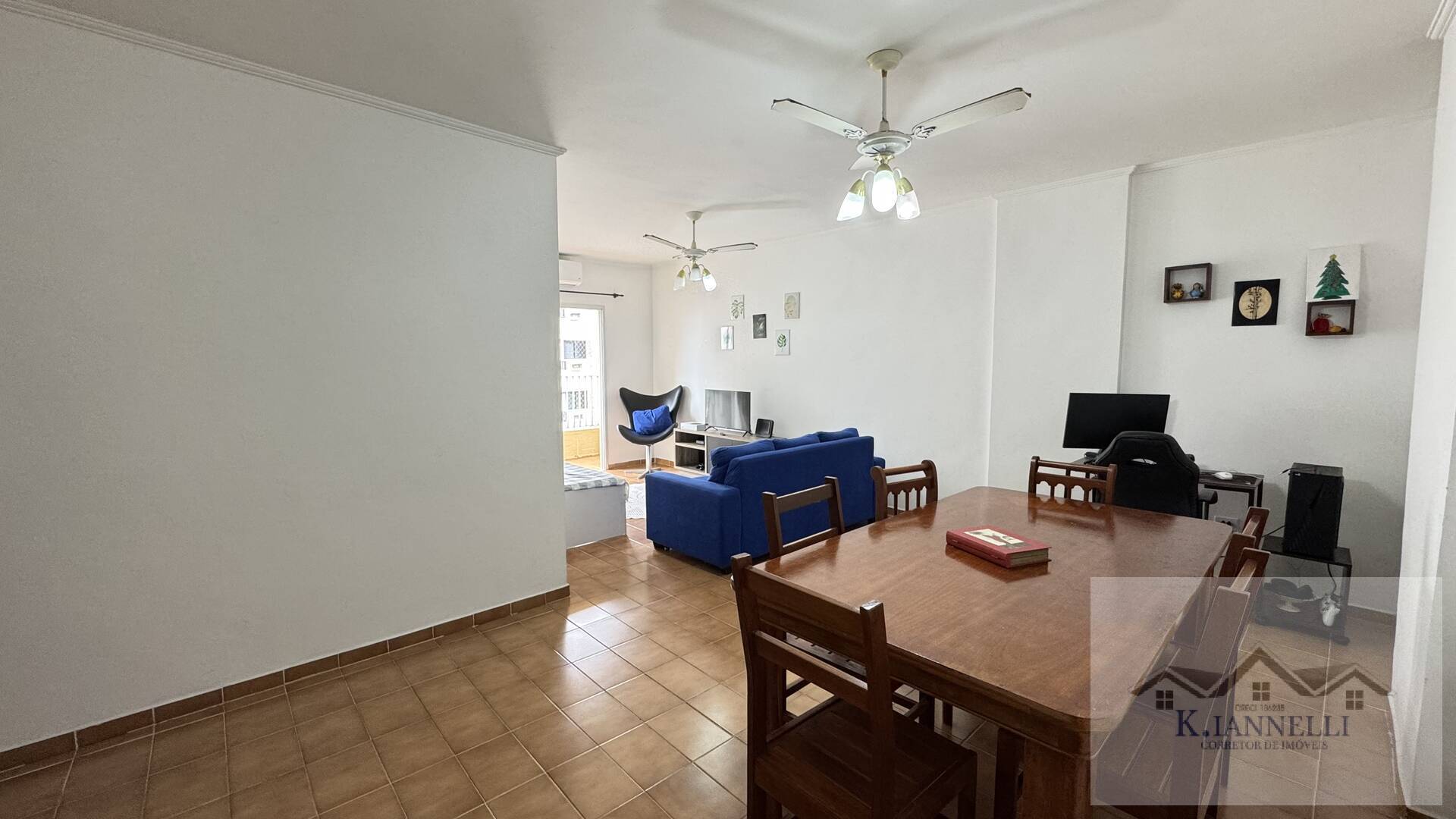 Apartamento à venda com 3 quartos, 111m² - Foto 3