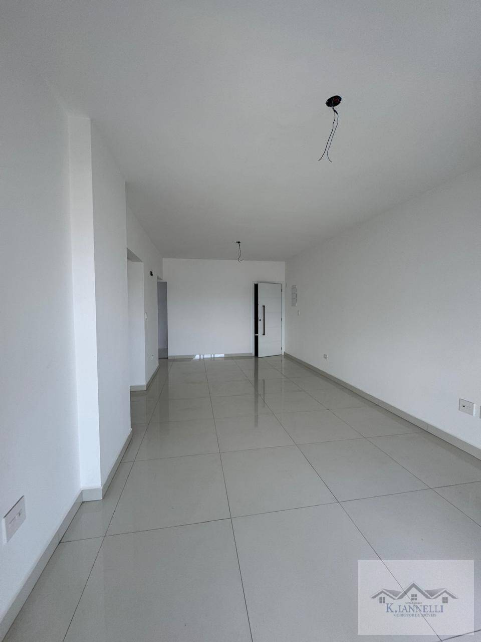 Apartamento à venda com 3 quartos, 133m² - Foto 4