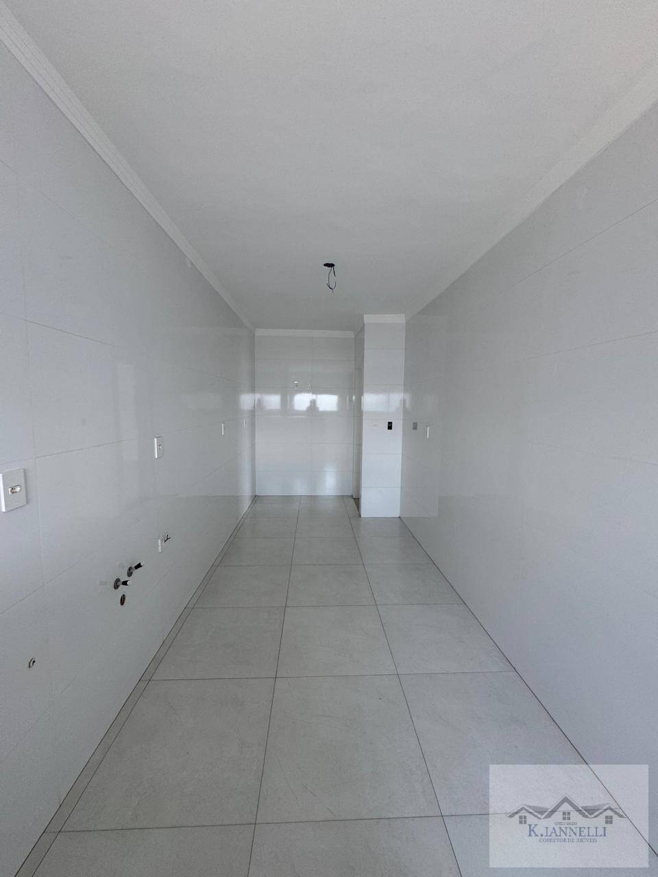 Apartamento à venda com 3 quartos, 133m² - Foto 9