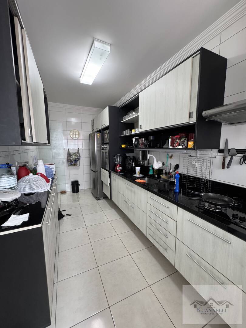 Apartamento à venda com 2 quartos, 100m² - Foto 12