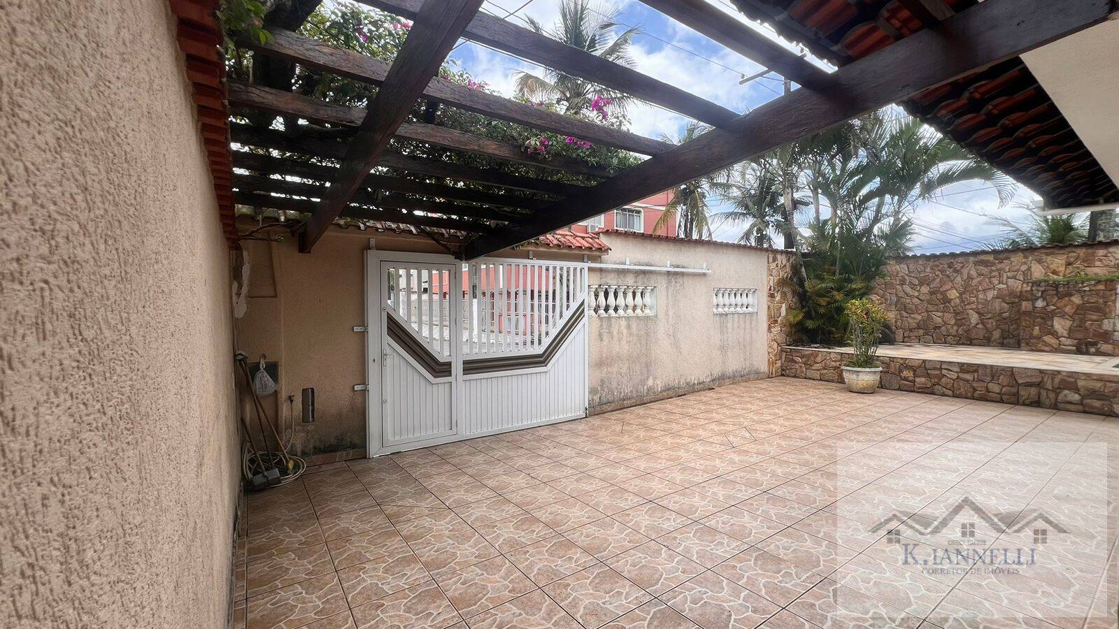 Casa à venda com 2 quartos, 90m² - Foto 13