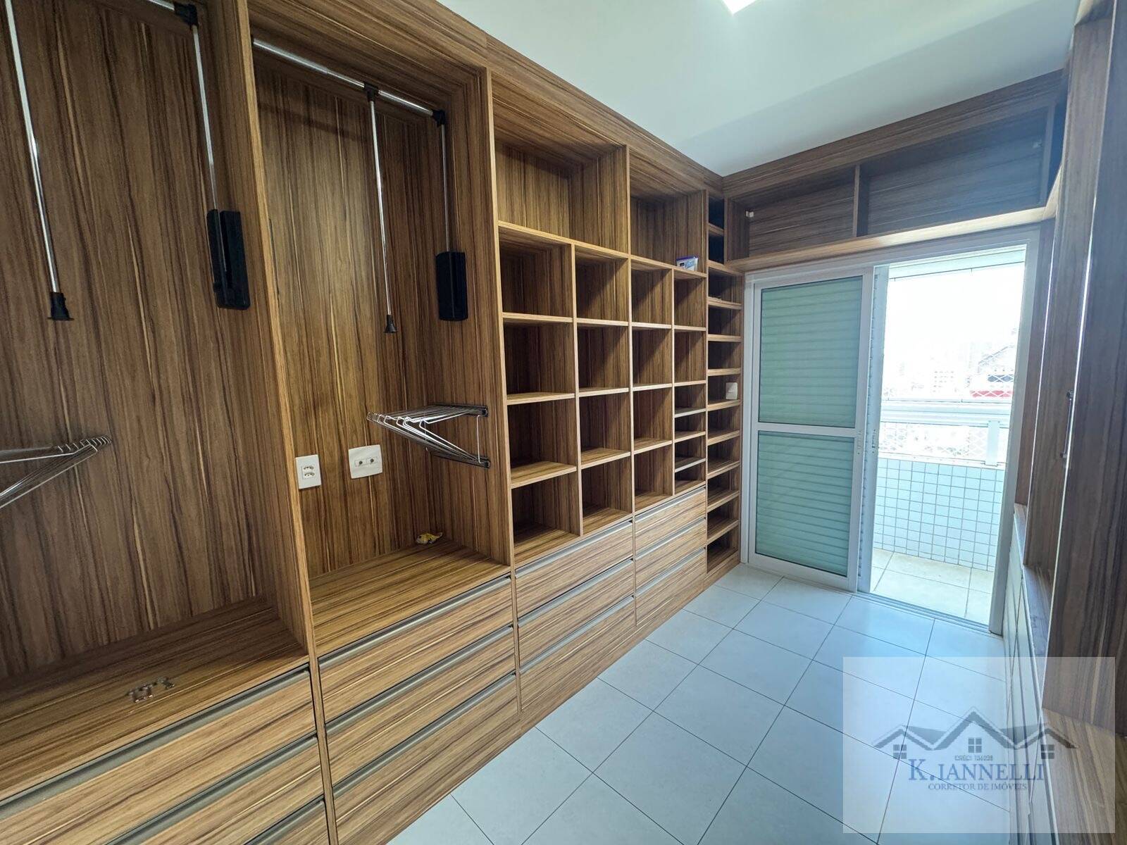 Apartamento à venda com 3 quartos, 122m² - Foto 17