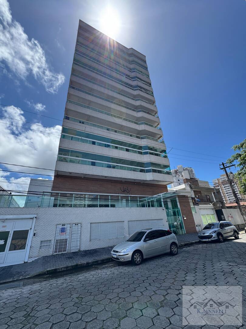 Apartamento à venda com 3 quartos, 131460m² - Foto 1