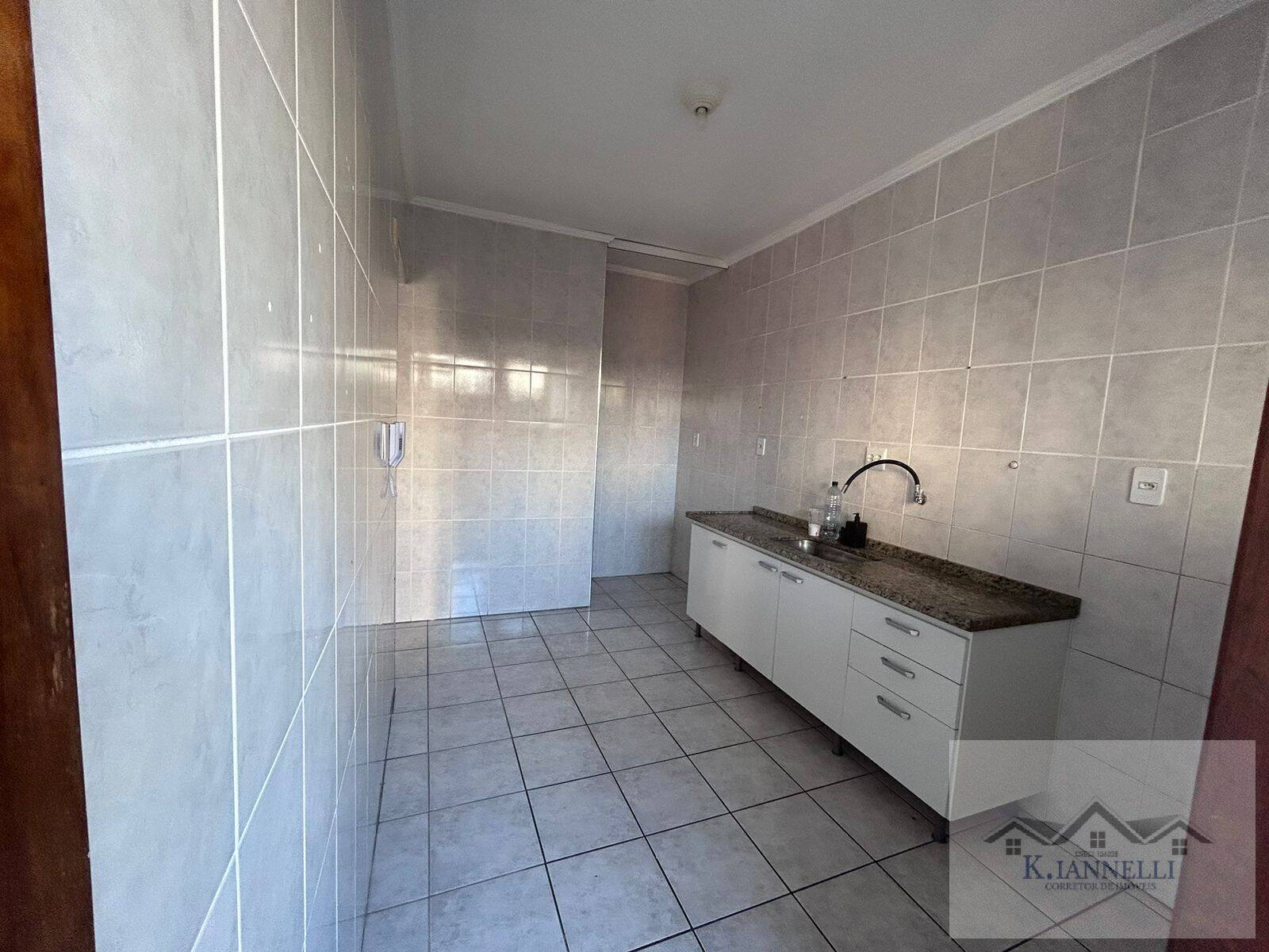 Apartamento à venda com 2 quartos, 90m² - Foto 5