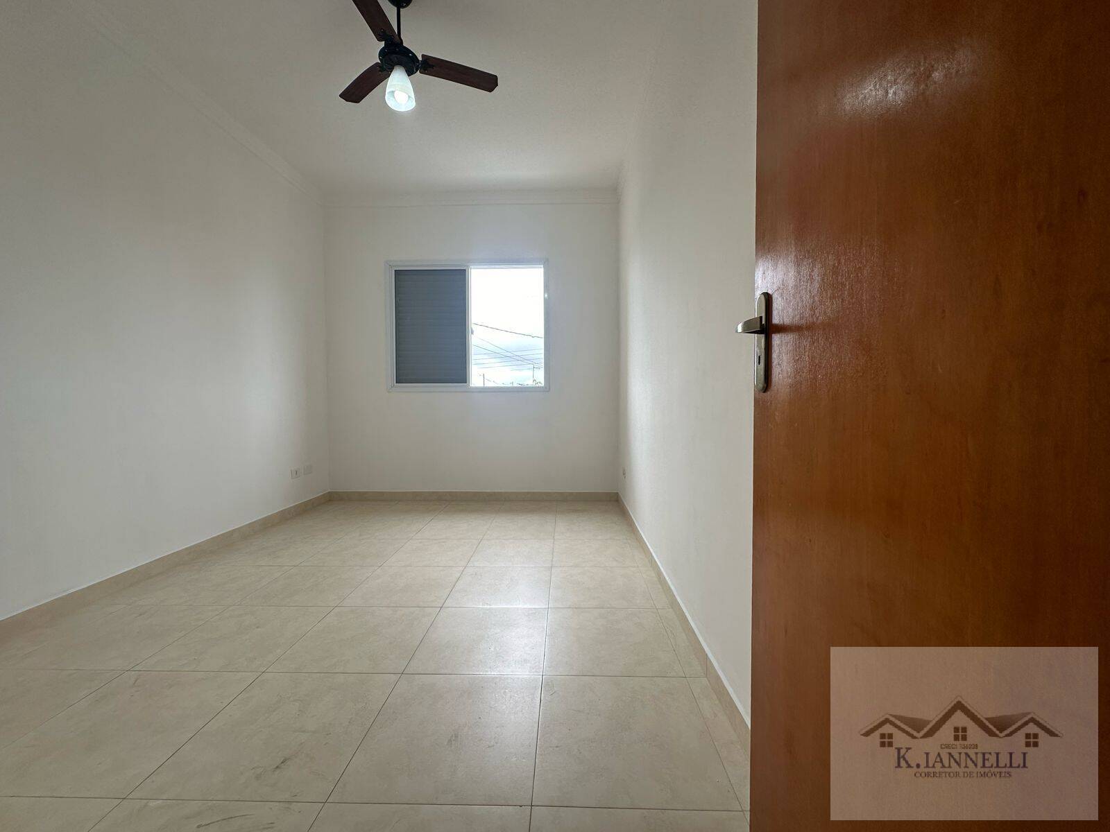 Sobrado à venda com 3 quartos, 99m² - Foto 4