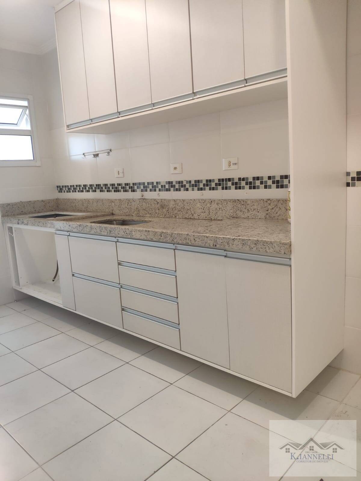 Apartamento à venda com 3 quartos, 120m² - Foto 11