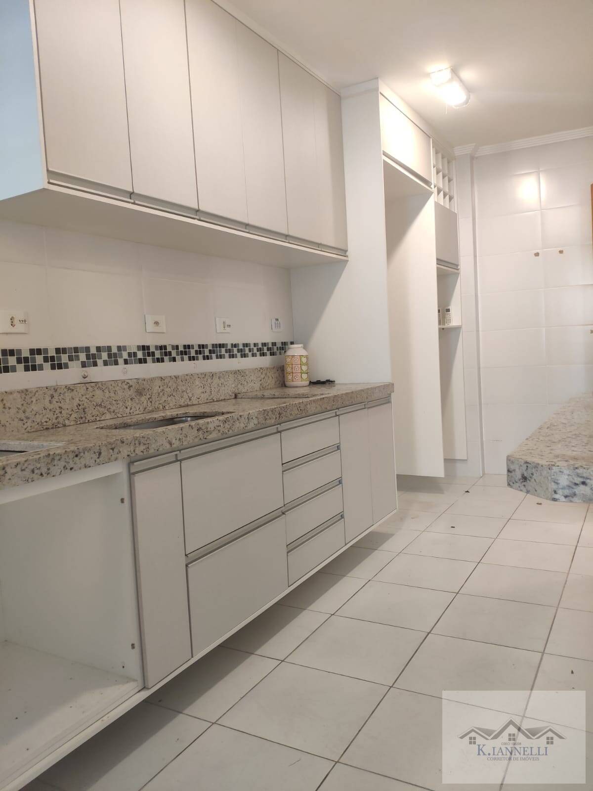 Apartamento à venda com 3 quartos, 120m² - Foto 12