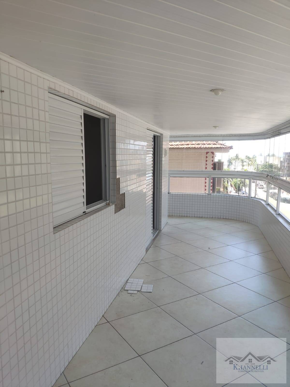 Apartamento à venda com 3 quartos, 120m² - Foto 3