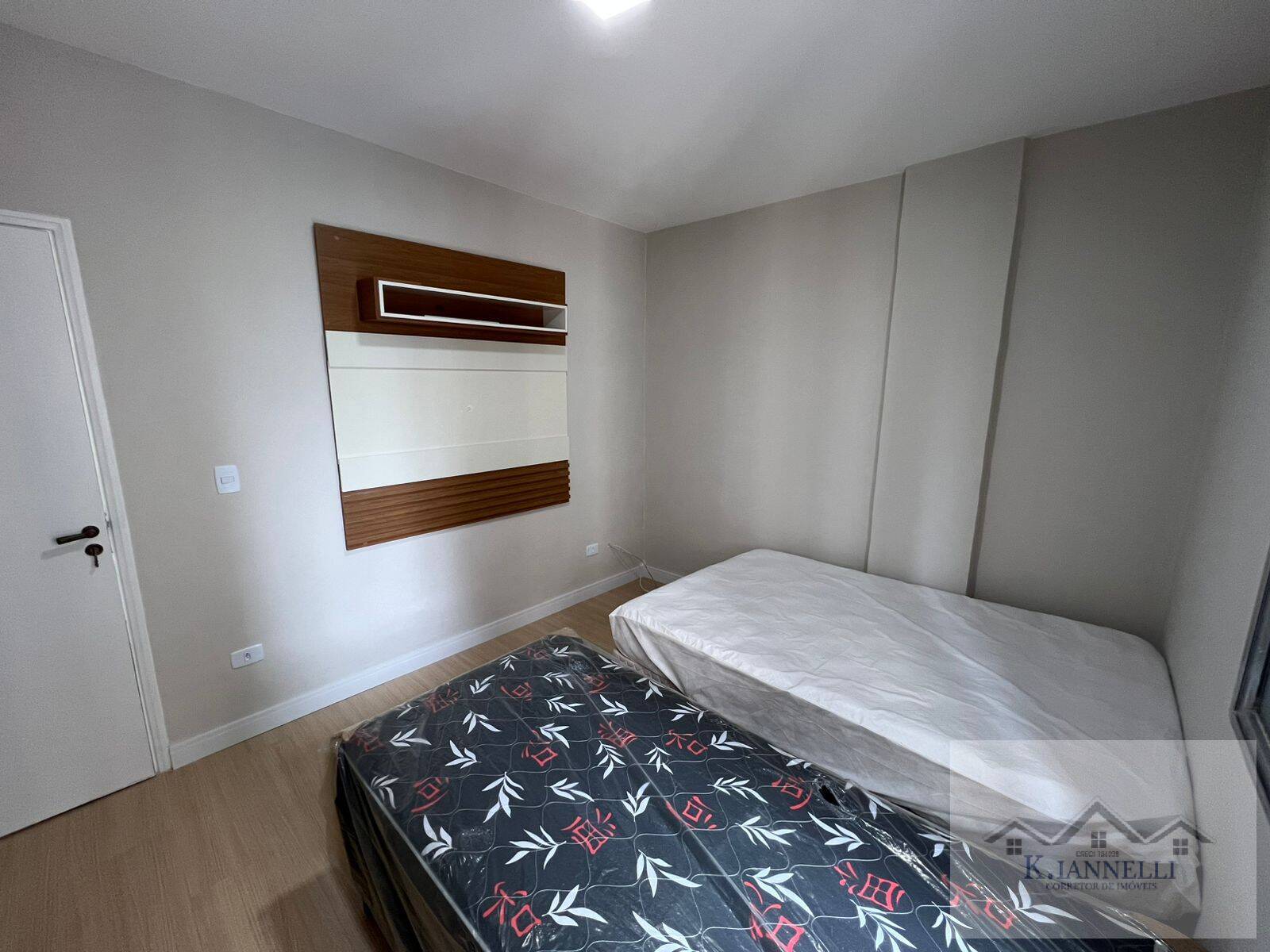 Apartamento à venda com 2 quartos, 61m² - Foto 13