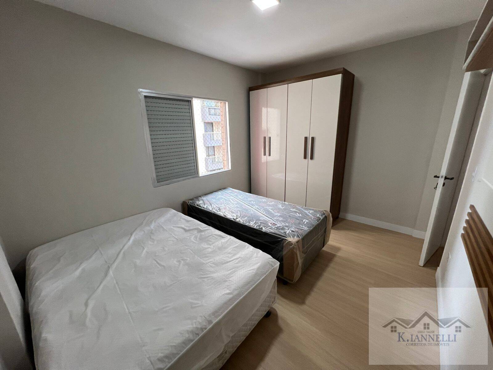 Apartamento à venda com 2 quartos, 61m² - Foto 15