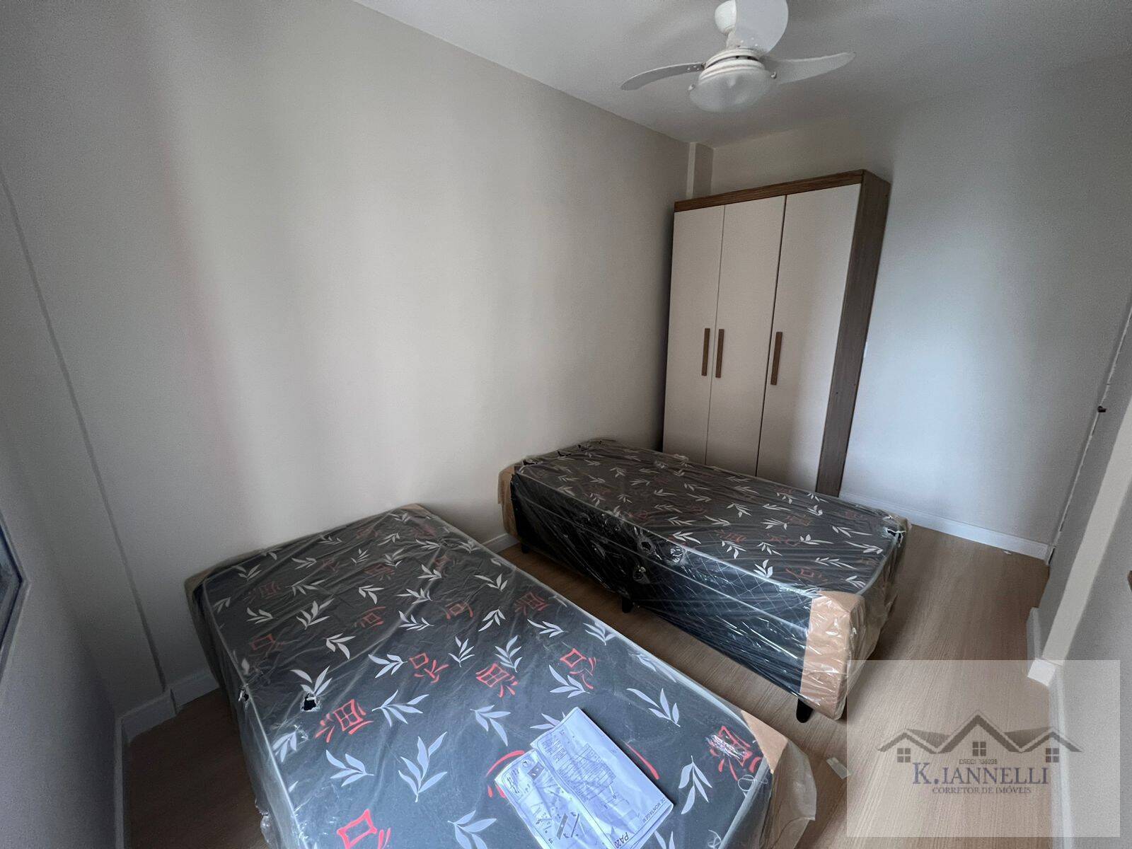 Apartamento à venda com 2 quartos, 61m² - Foto 17