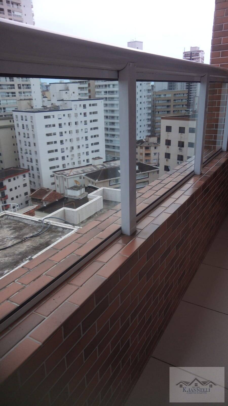 Apartamento à venda com 2 quartos, 81m² - Foto 2