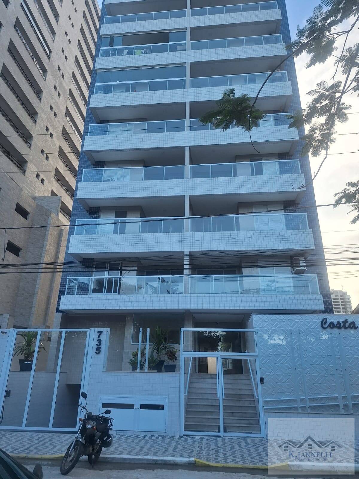 Apartamento à venda com 2 quartos, 60m² - Foto 1