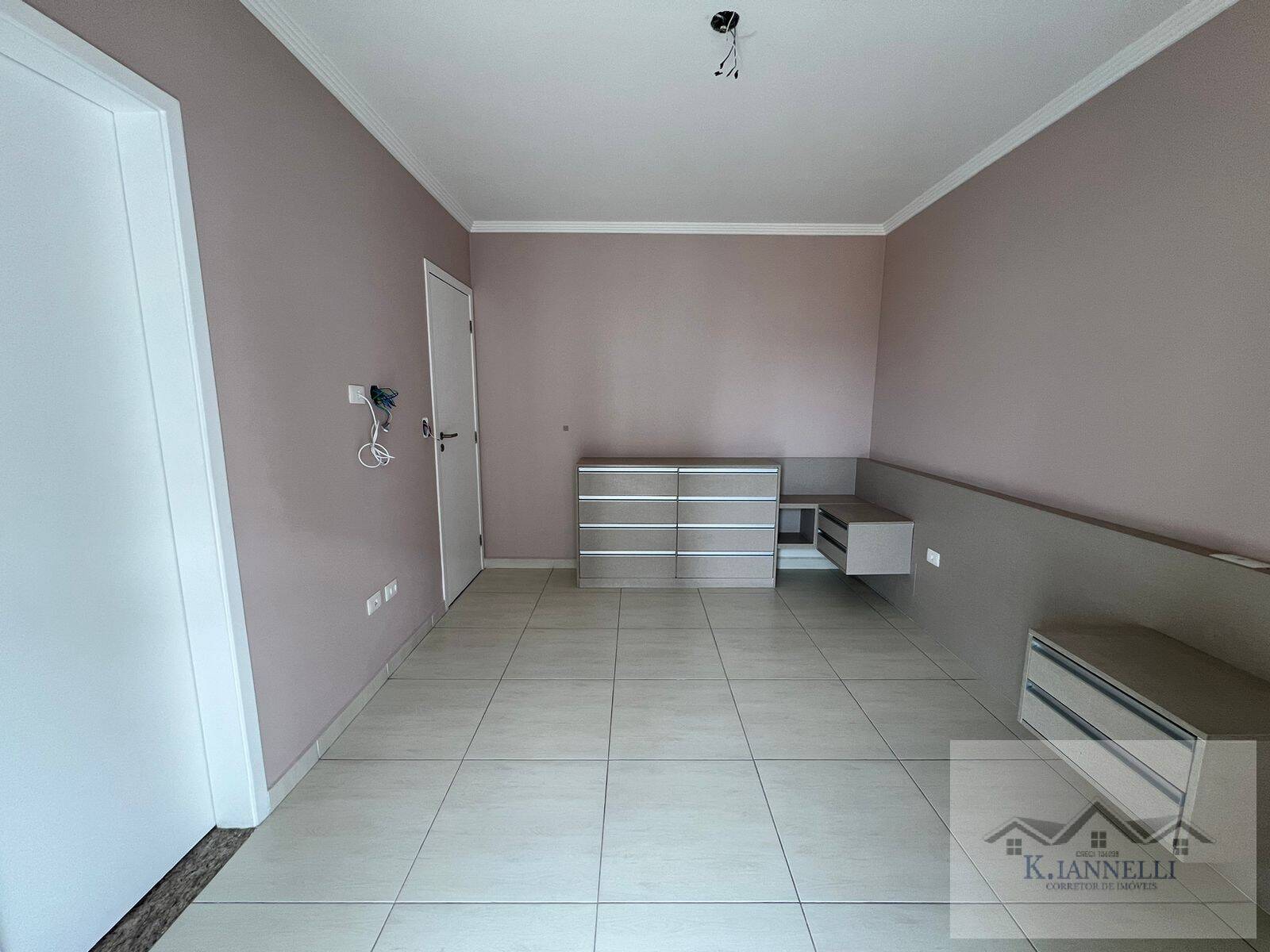 Apartamento à venda com 3 quartos, 154m² - Foto 4