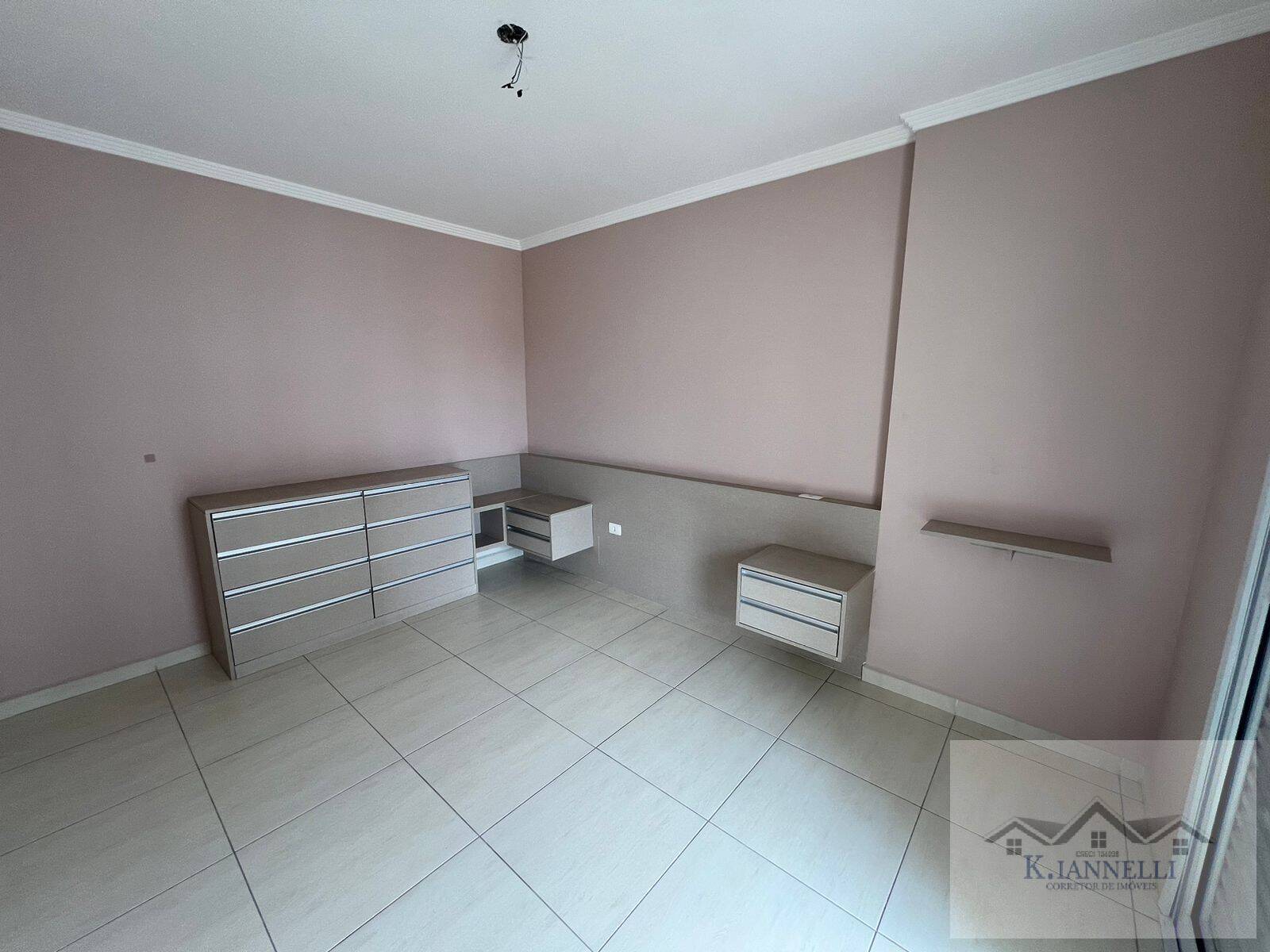 Apartamento à venda com 3 quartos, 154m² - Foto 8